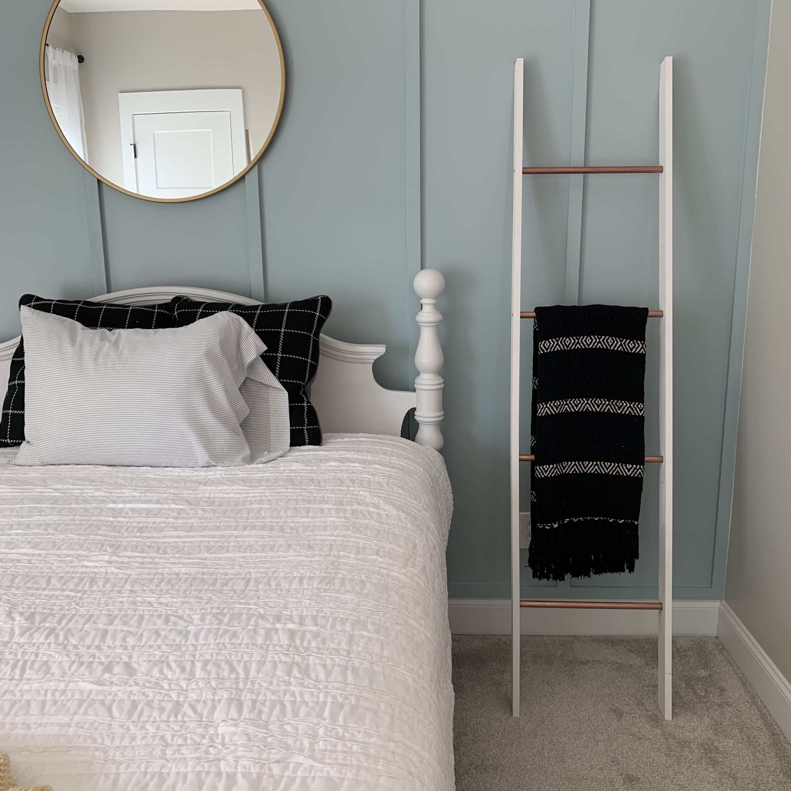 DIY Blanket Ladder Build Plan - Beginner